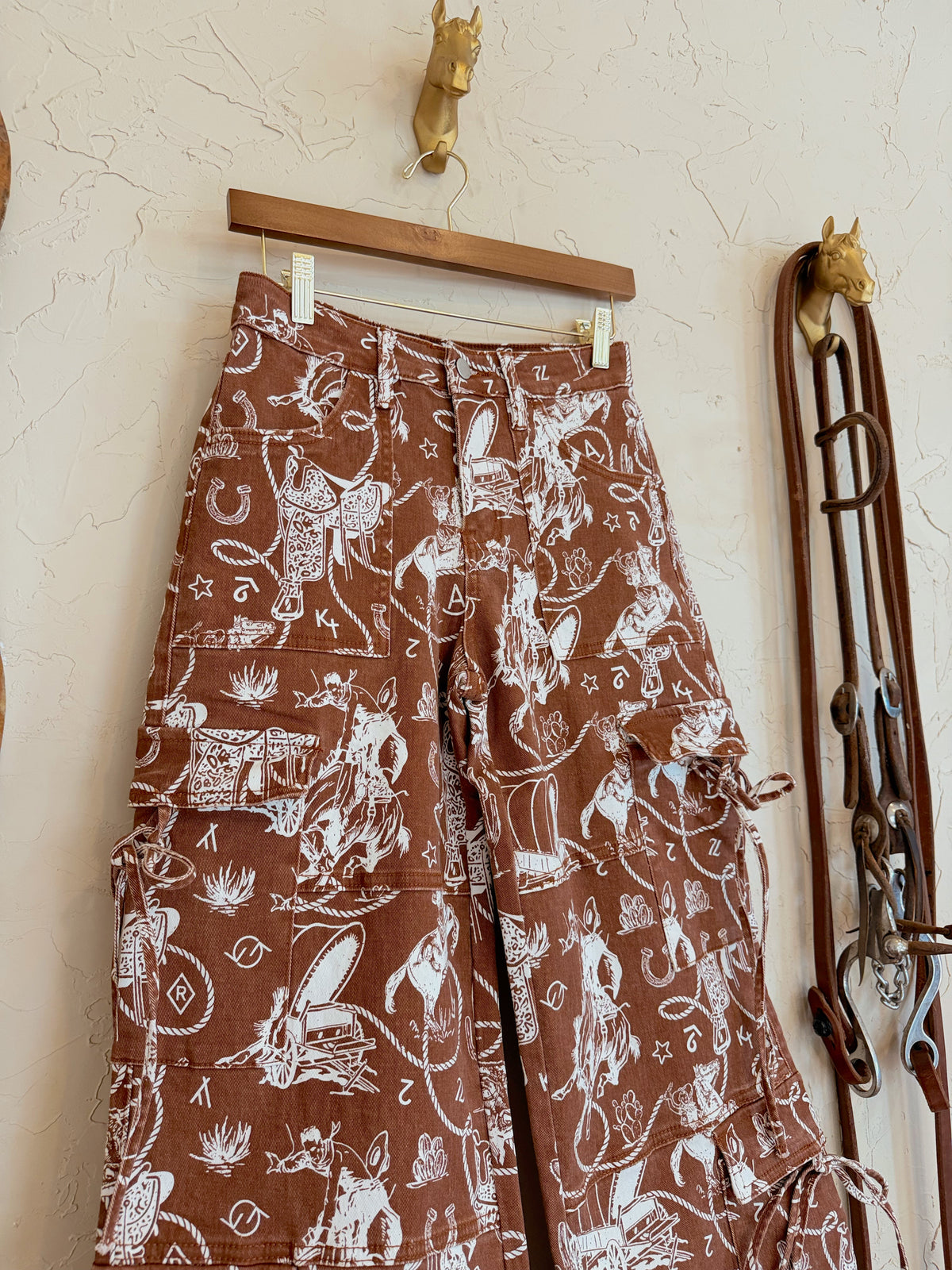 The Ranch Roundup Western Print Cargo Jeans- Size 7