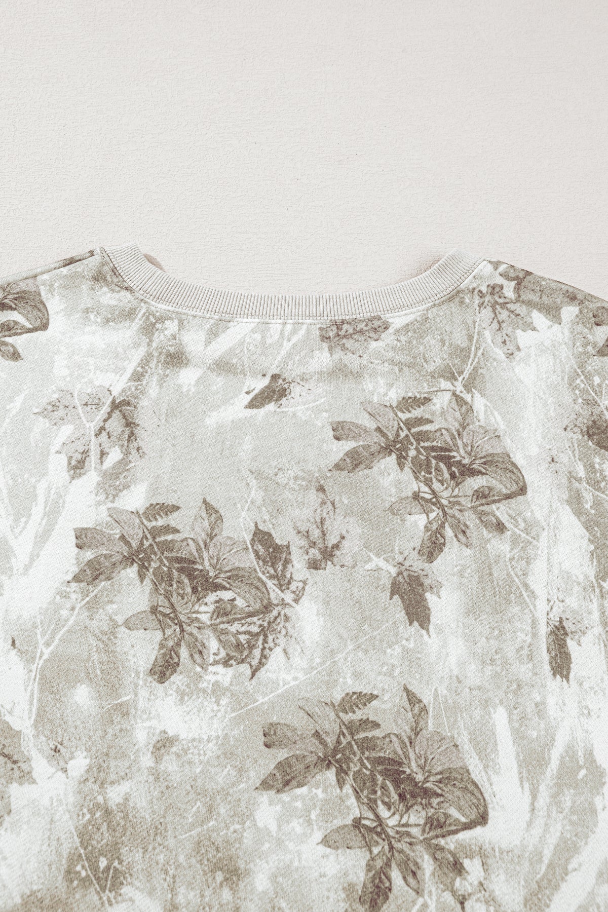 Gray Leafy Camo Print Exposed Seam Patchwork Baggy Slit Sweatshirt